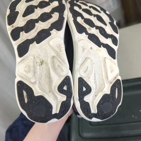 Hoka Clifton 9 Black Athletic Running Shoes Women's Size 7.5B 1127896 BWHT - Picture 8 of 9